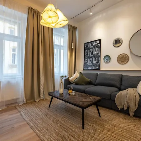 Apartment Boho Renovated Close To National Theather Prague