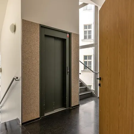 Апартаменты Boho Renovated Close To National Theather